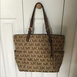 Michael Kors Signature Tote Bag